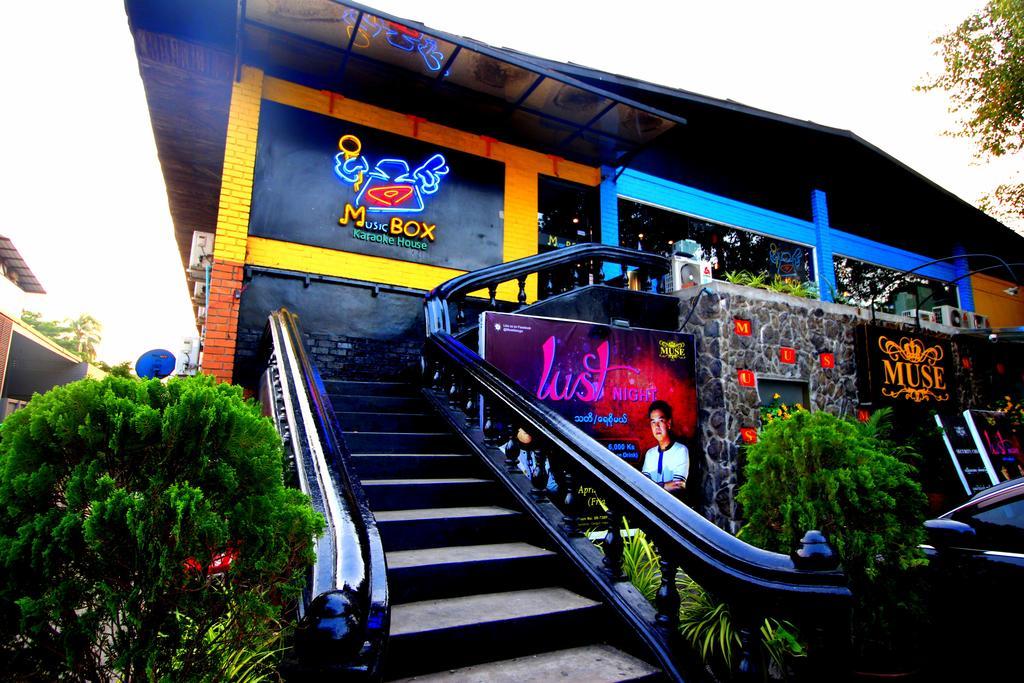 International Hotel