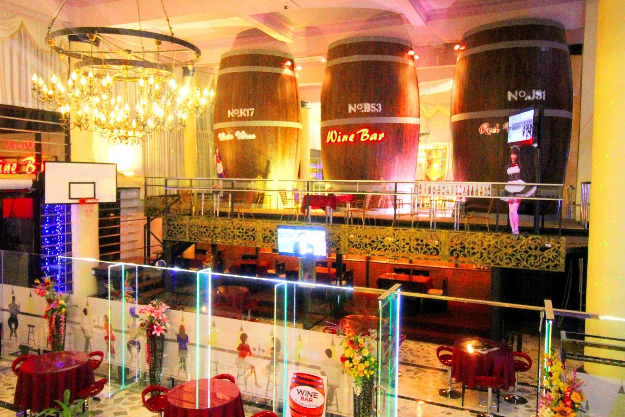 Hotel International 3*